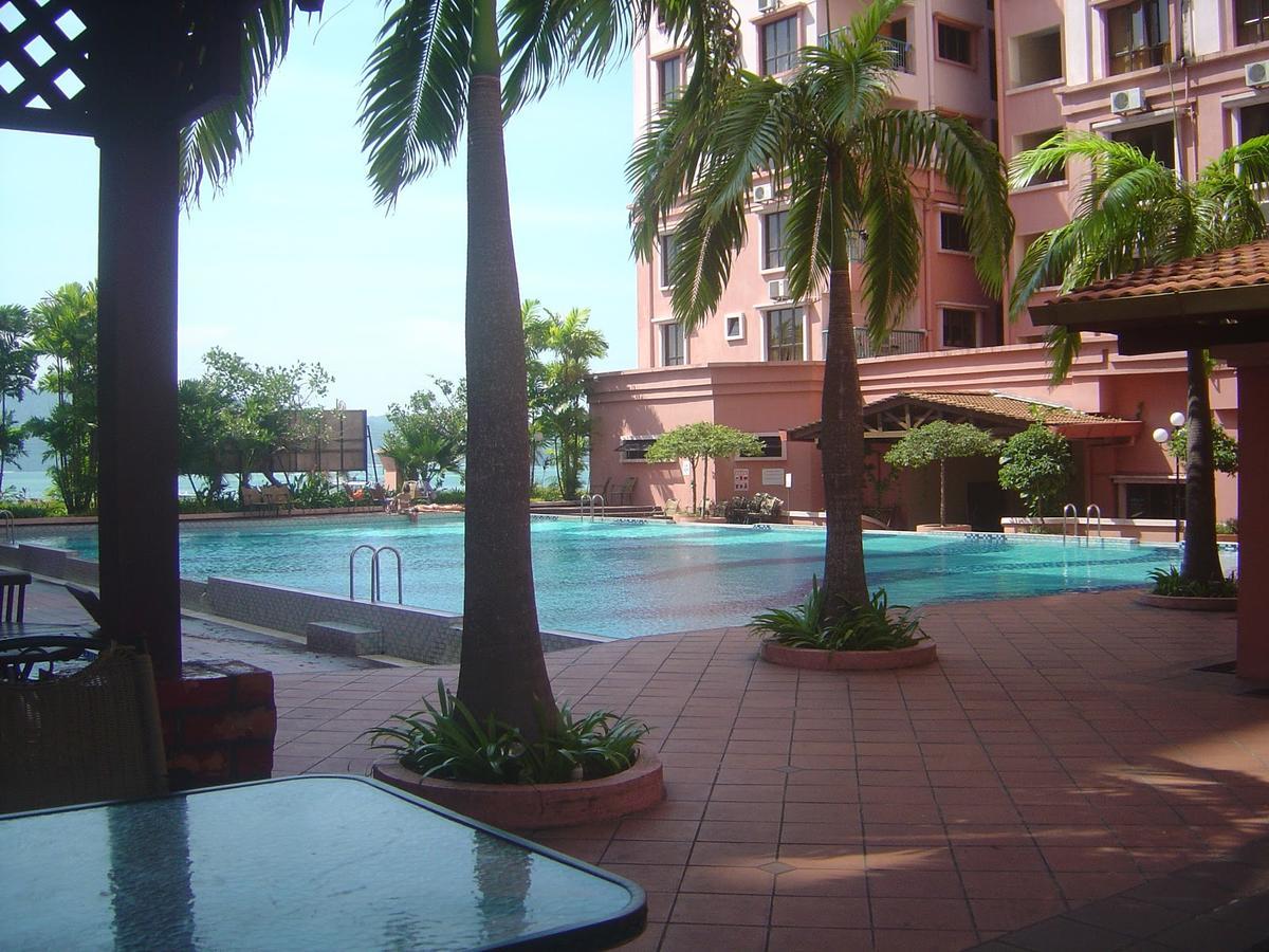 Marina Condominium Holiday Homestay Kota Kinabalu Eksteriør billede